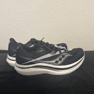 LIKE-NEW Saucony Endorphin Pro 2 Running Shoes